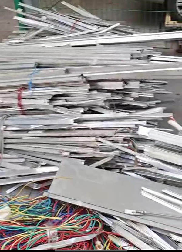 武汉办公桌回收废旧金属回收